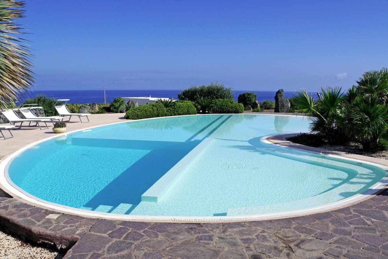 Dammusi E Relax Ferienhaus *