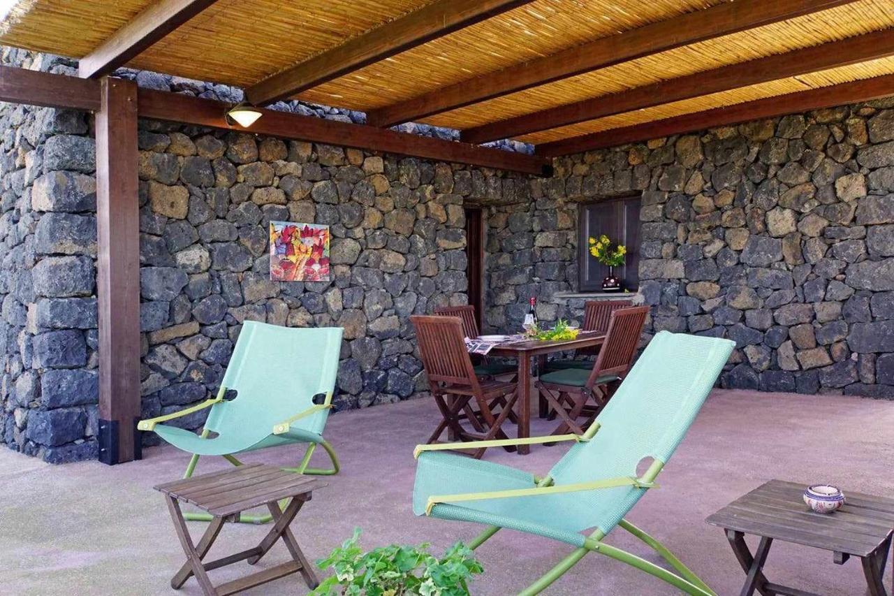 Dammusi E Relax Ferienhaus *