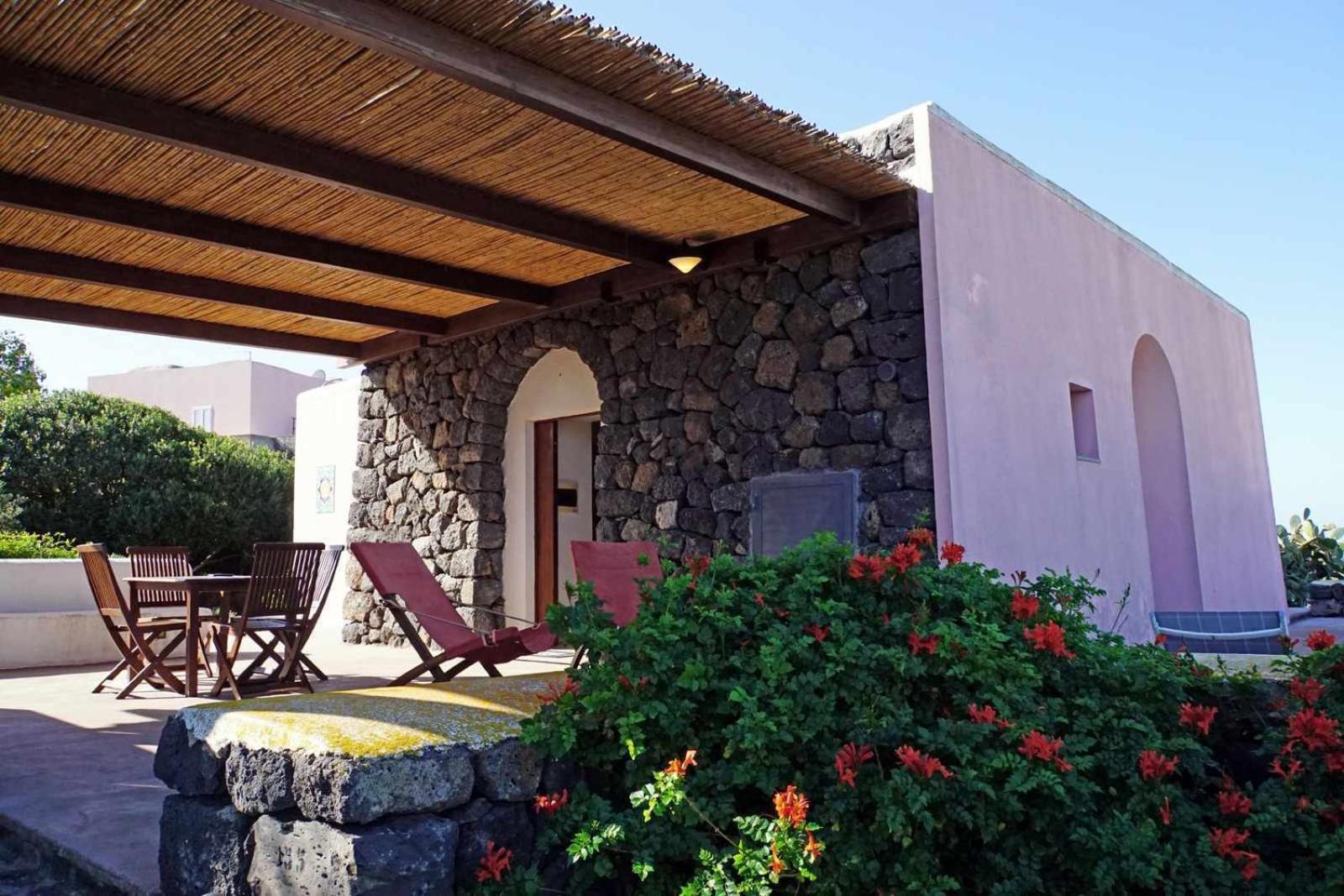 Dammusi E Relax Ferienhaus